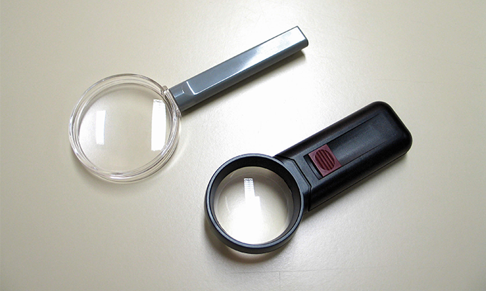 Low Vision Aid (Magnifiers)